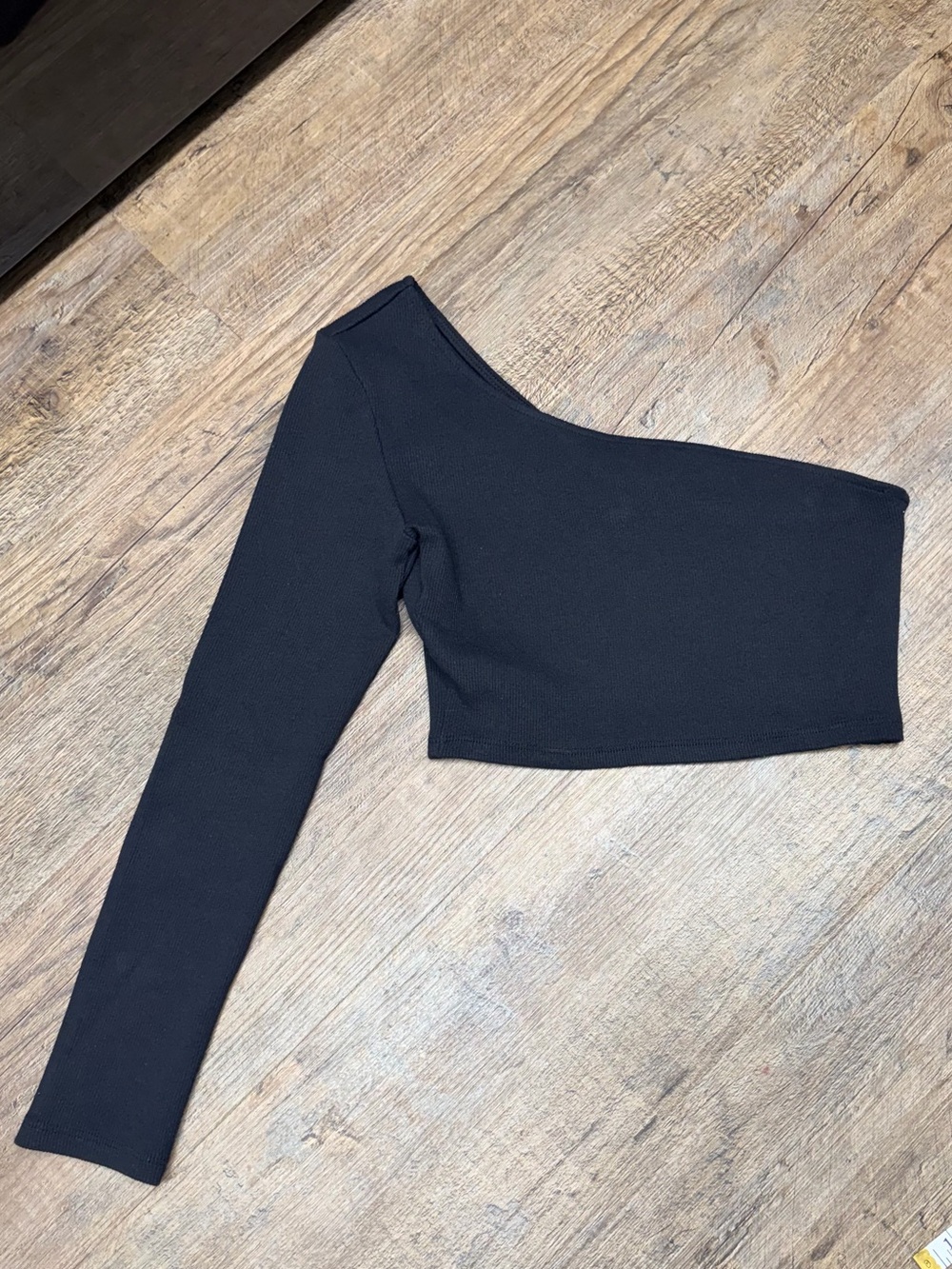 Princess Polly Black ribbed One shoulder Long Sleeve Crop Top size US 4